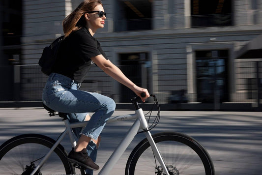 The Ultimate Guide to Women’s Electric Bikes in 2025: Style, Comfort, and Performance - Cyclecure